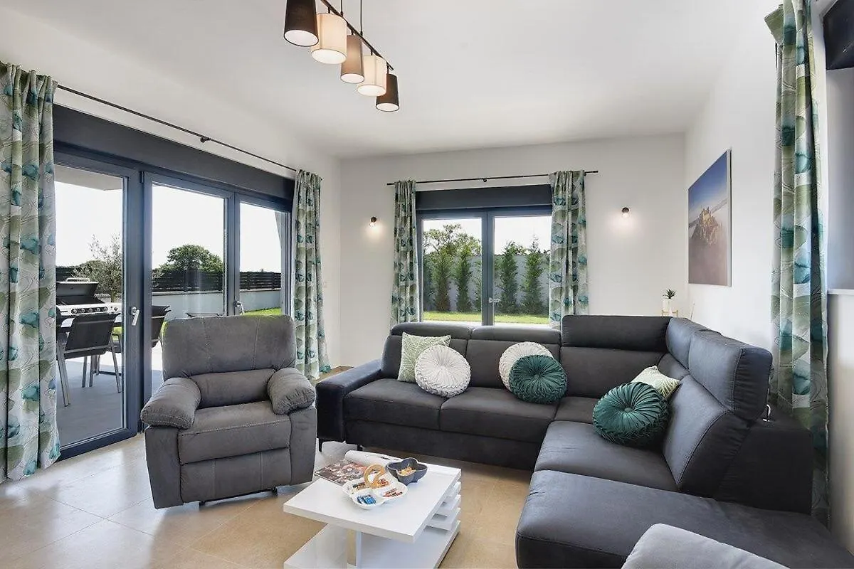 Villa Tika Pula Holiday home