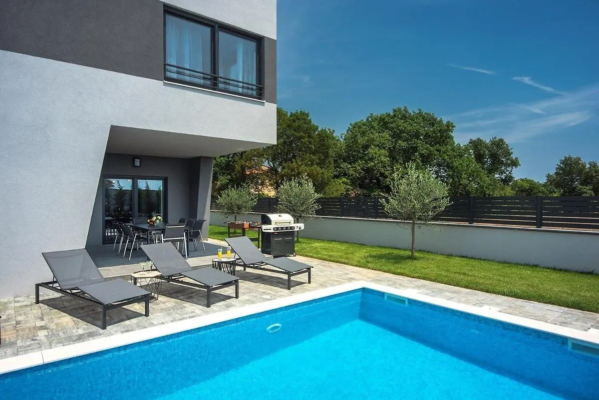 Villa Tika Pula