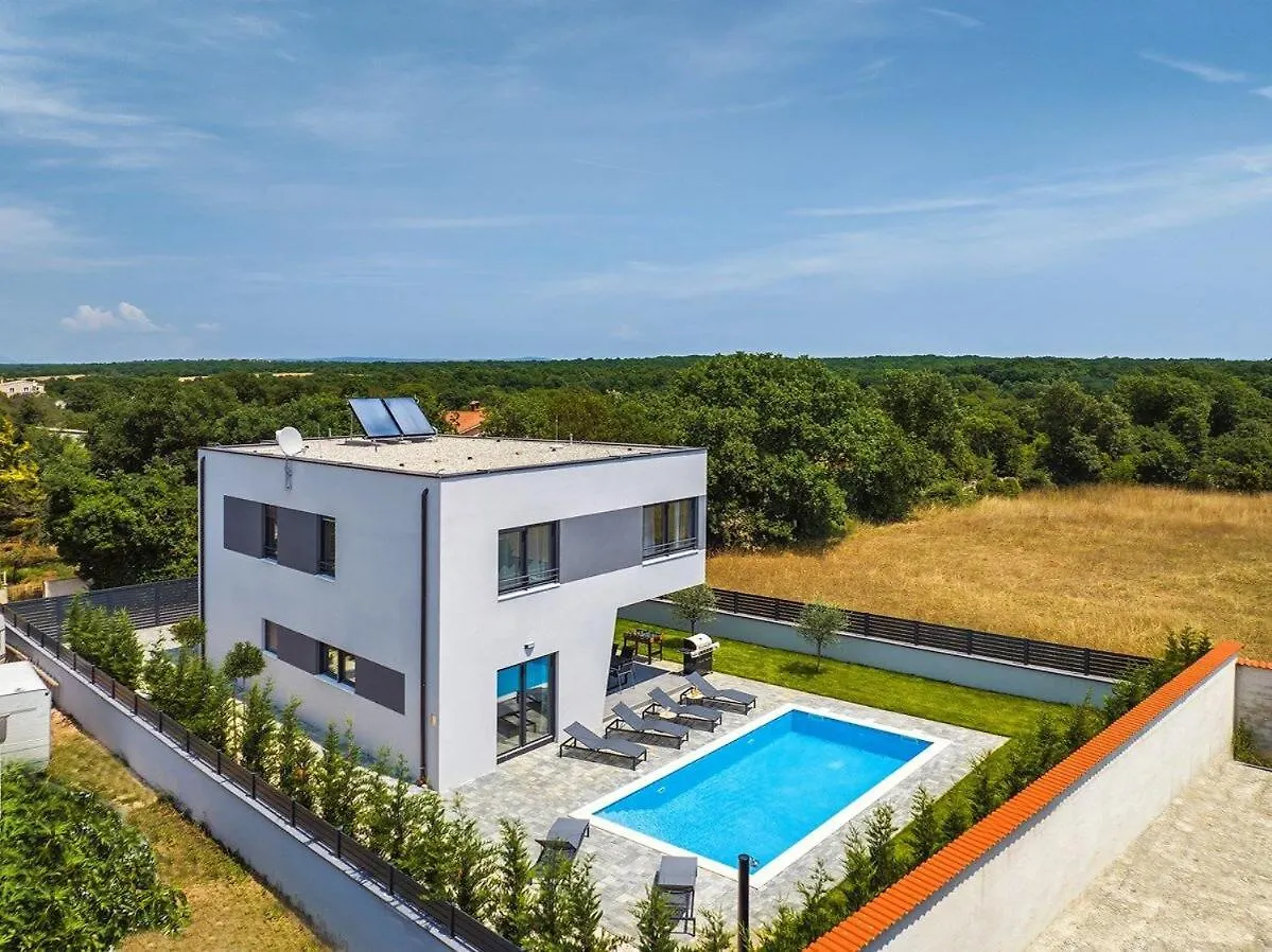 Villa Tika Pula Croatia